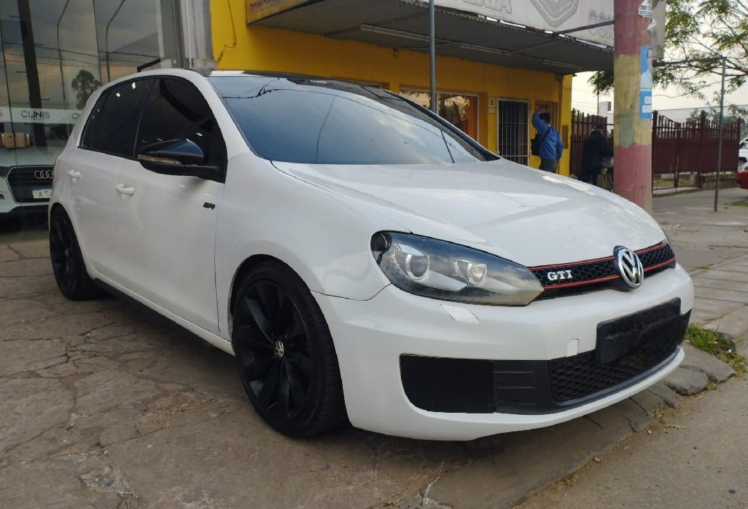 Volkswagen Golf 2.0 Vi Gti Tsi 211cv