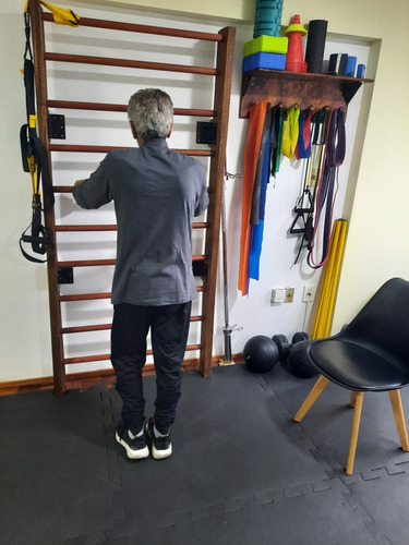 Fisioterapia A Domicilio O En Clinica. Rehabilitacion