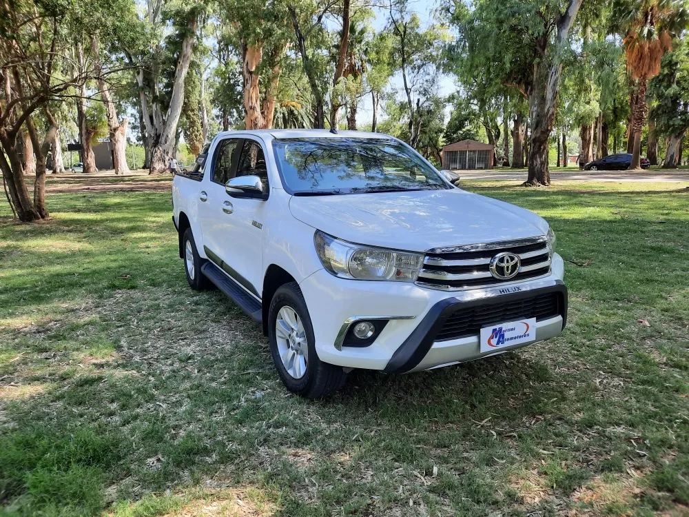 Toyota Hilux 2.8 Cd Srv Pack 177cv 4x2