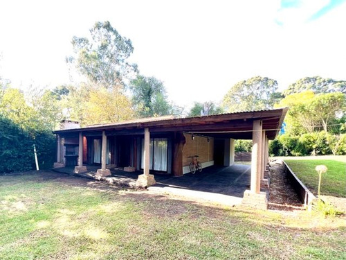 Casa En Venta De 2 Dormitorios C/ Cochera En Sierra De Los Padres