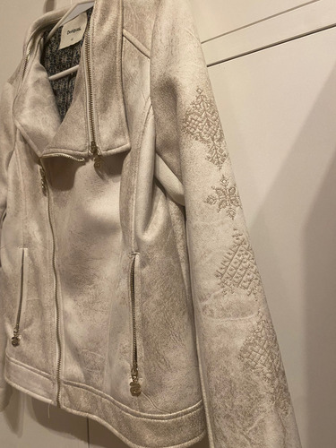 Campera Desigual Mujer Chaqueta Bordada Excelente Estado (Usado)