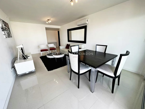 Apartamento En Piso Alto En Venta En Icon Brava Tower, Punta Del Este.
