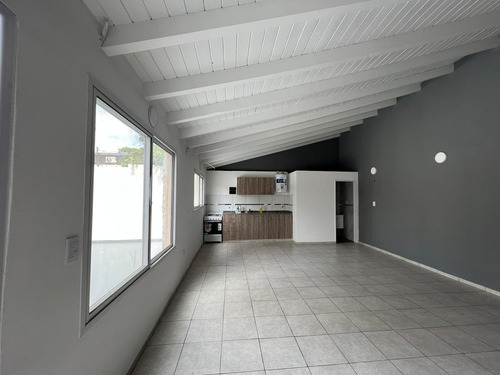 Departamento De Dos Ambientes Al Frente A La Venta En Wilde