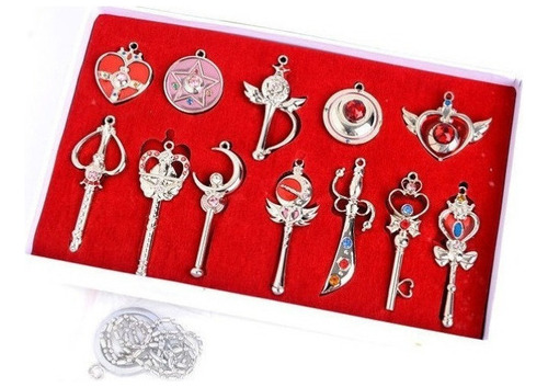 Conjunto De Collar De Arma De Sailor Moon Charm Plata