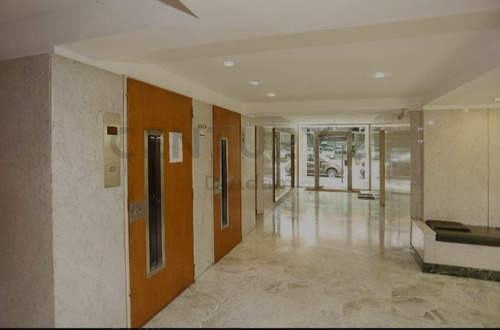 Venta - Departamento - 3 Ambientes - Recoleta - Balcón