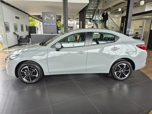 Mazda 2 Sdn At Grand Touring Lx /170/jr