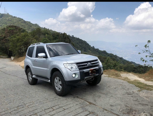 Pote Envase Refrigerante Mitsubishi Montero Limited 2008