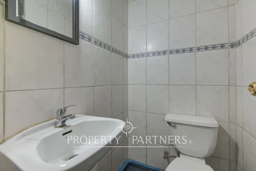 Duplex En Luis Thayer Ojeda, Metro Tobalaba, Provi...