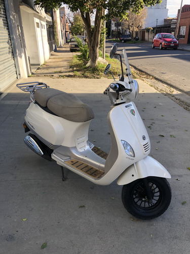 Vendó Zanella Styrle 150 Año 2018 Con 13000 Km Impecable Igu