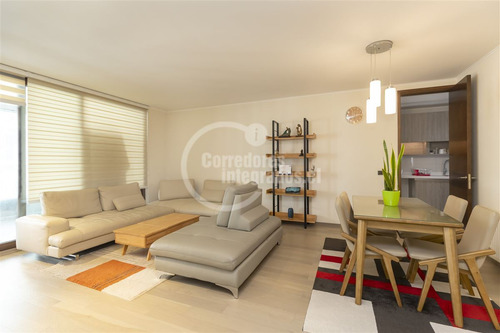 Departamento En Venta De 3 Dorm. En Lo Barnechea