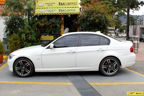 BMW Serie 318i E90 Mt 2010