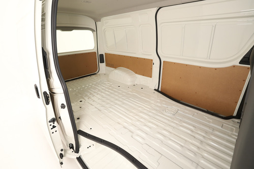 Toyota Hiace 2.8 Tdi Furgón 6at L2h2 3a 5p