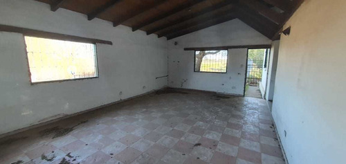 Imagen 6 de 9 de Villa Esquiu - Av. Capdevila Km 8.5 - Casa Quinta En Venta