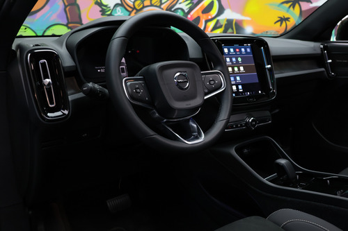 Volvo XC40 0.0 P6 Plus Recharge (Single) 5P Eléctrico