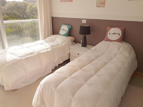 Apartamento En Venta De 3 Dormitorios En Rincón Del Indio