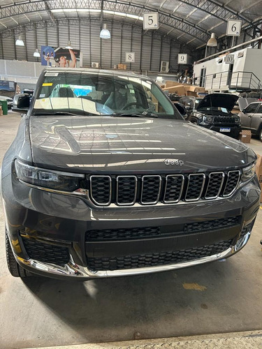 Jeep Grand Cherokee 3.6 Limited 286hp Techo + Llantas 18
