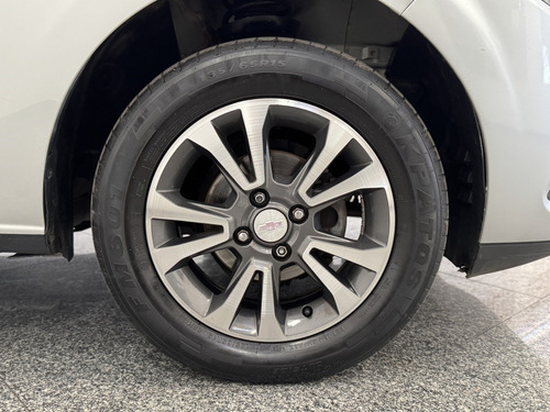Chevrolet Prisma 1.0 MPFI LT 8V FLEX 4P MANUAL