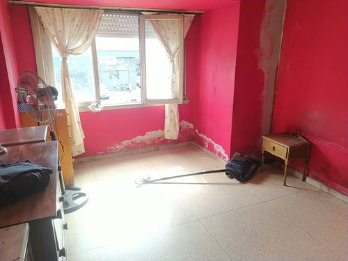 Local Comercial + Casa 4 Ambientes, 2 Baños En Venta Sobre Av. Independencia, Zona Chauvin, Mar Del Plata.