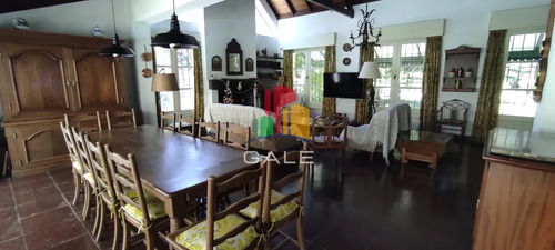 Casa 4 Dormitorios En Playa Mansa Punta Del Este Con Gran Terreno