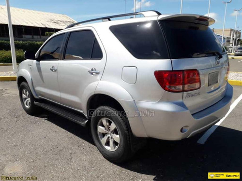 Toyota Fortuner Sr5 4x2