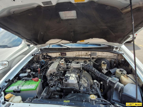 Mazda BT-50 2.6 B26d49 4x4