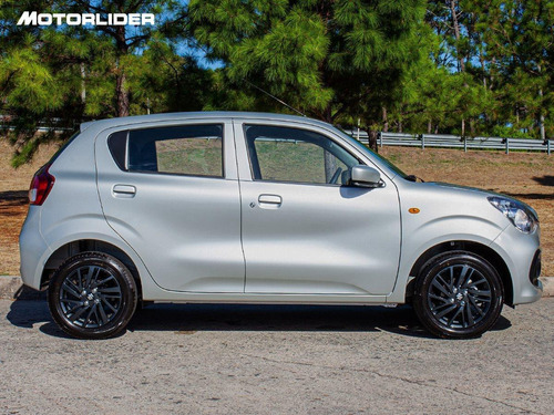 Imagen 6 de 25 de Suzuki Celerio 1.0 Gl Extra Full | Permuta / Financia
