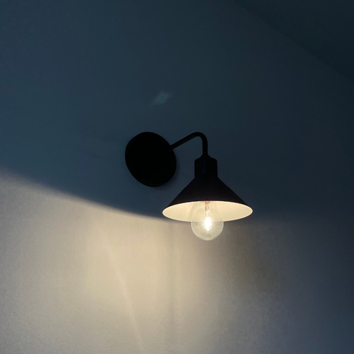Imagen 4 de 5 de Lámpara Galponera Höllsen Con Aplique De Pared