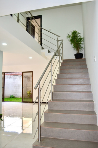 Imagen 9 de 24 de Alquiler De Casa En Santo Domingo De Heredia En Condominio