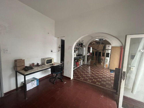 Venta Complejo Locales Alto Alberdi Casa 1 Dorm