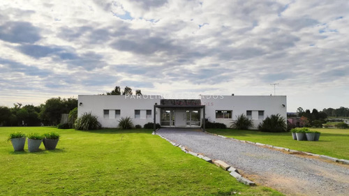 Casa En Alquiler Con Piscina En El Quijote Chacras