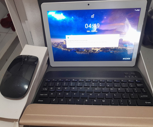 Tablet Q32 . Usado Casi Nuevo Completa ,teclado ,etc