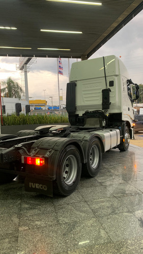 Caminhão Iveco Stralis Hi-road 600s44t 6x2