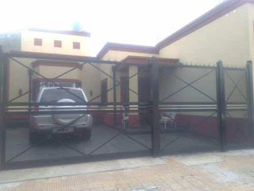 Casa En Venta En Lomas Del Mirador
