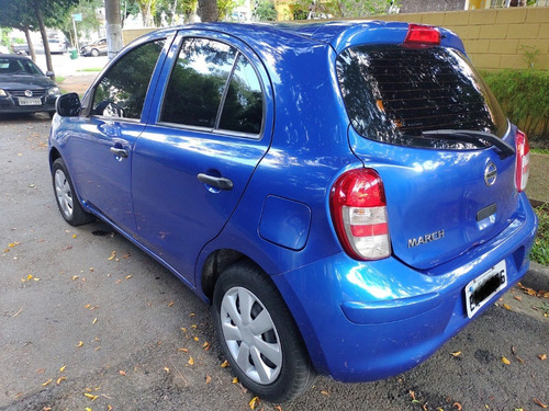Imagem 2 de 9 de Nissan March