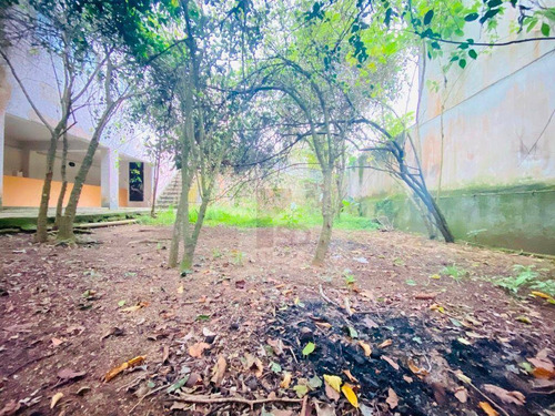 Imagem 17 de 20 de Casa Com 3 Dormitórios À Venda, 349 M² Por R$ 850.000,00 - Iucas - Teresópolis/rj - Ca1281