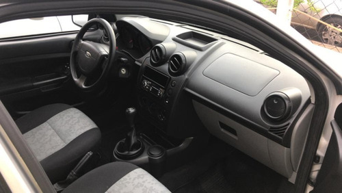 Ford Fiesta Sedan 1.6 Flex 4p