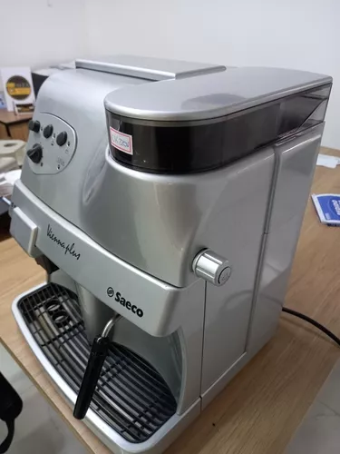 Máquina de Café Expresso Saeco Vienna Plus (Seminova) 220V