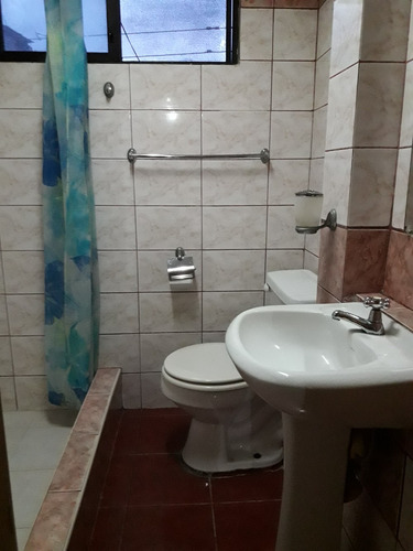 Imagen 8 de 14 de Casa 2 Plantas, 3 Dormitorios, Oportunidad