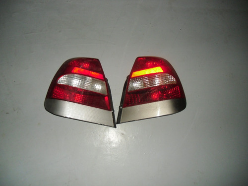 Stop Der/izq Daewoo Nubira 00/02 (par)