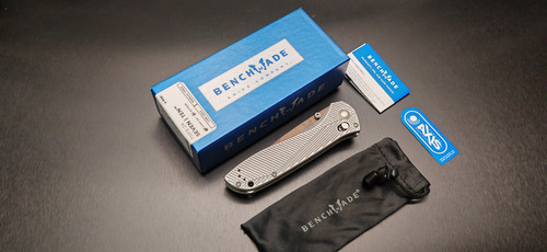 Benchmade / Seven Ten / Drop Point / Axis Lock/ 710fe-24 (Usado)