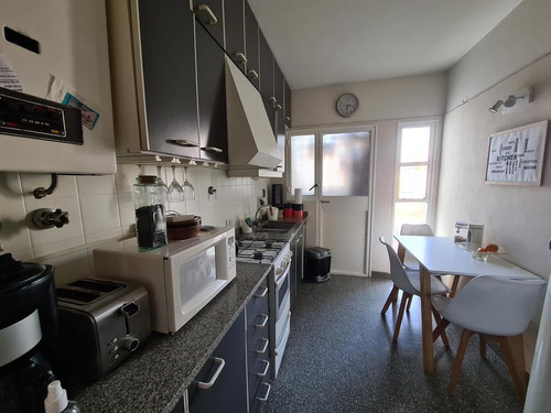 Imagen 7 de 13 de Martínez - 3 Dormitorios - 2 Baños - Departamento En Venta Con Cochera