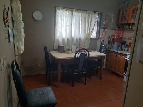 Casa General Pacheco, Casa Multifamiliar 2 Dorm 2 Amb 1 Monoambiente.