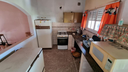Casa En Venta, Retasada, Ubicada En Pilar, Barrio La Lonja, Sobre Las Acacias