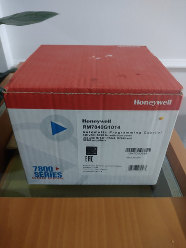 Controlador De Llama Honeywell Rm7840g1014