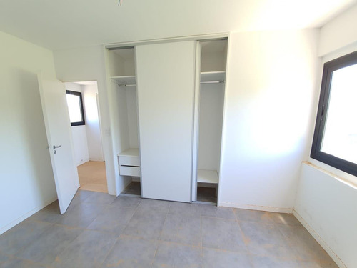Imagen 15 de 21 de Casa De 2 Dormitorios En Venta Parrilla Jardín Roldan