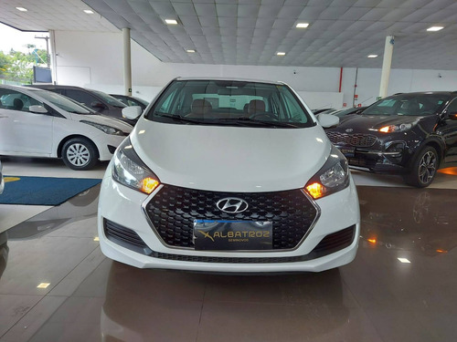 Imagem 2 de 14 de Hyundai Hb20s 1.0 Comfort Plus 12v Flex 4p Manual