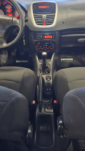 Peugeot 207 1.4 Sedan Hdi Xs