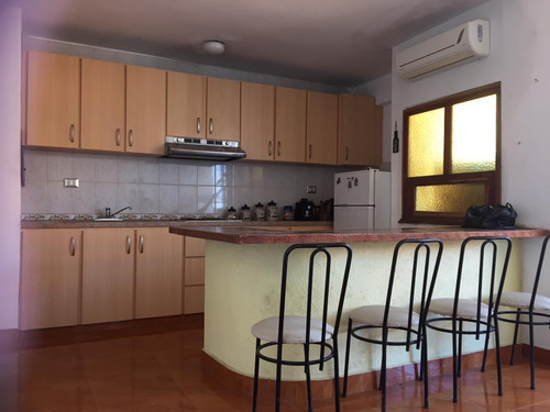 Imagen 2 de 14 de Apartamentos En Venta Catia La Mar
