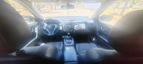 Nissan X-Trail 2.5 Exclusive 3 Row Mt