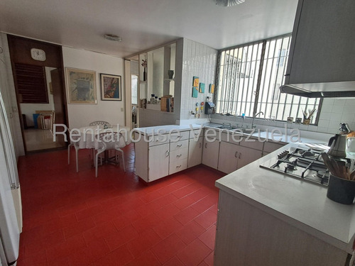 ¡amplio Apartamento En Venta, Una Excelente Distribución Completamente Aprovechable, Grandiosa Oportunidad De Inversión! - San Bernardino - Luis Gomez - Mls #25-16552